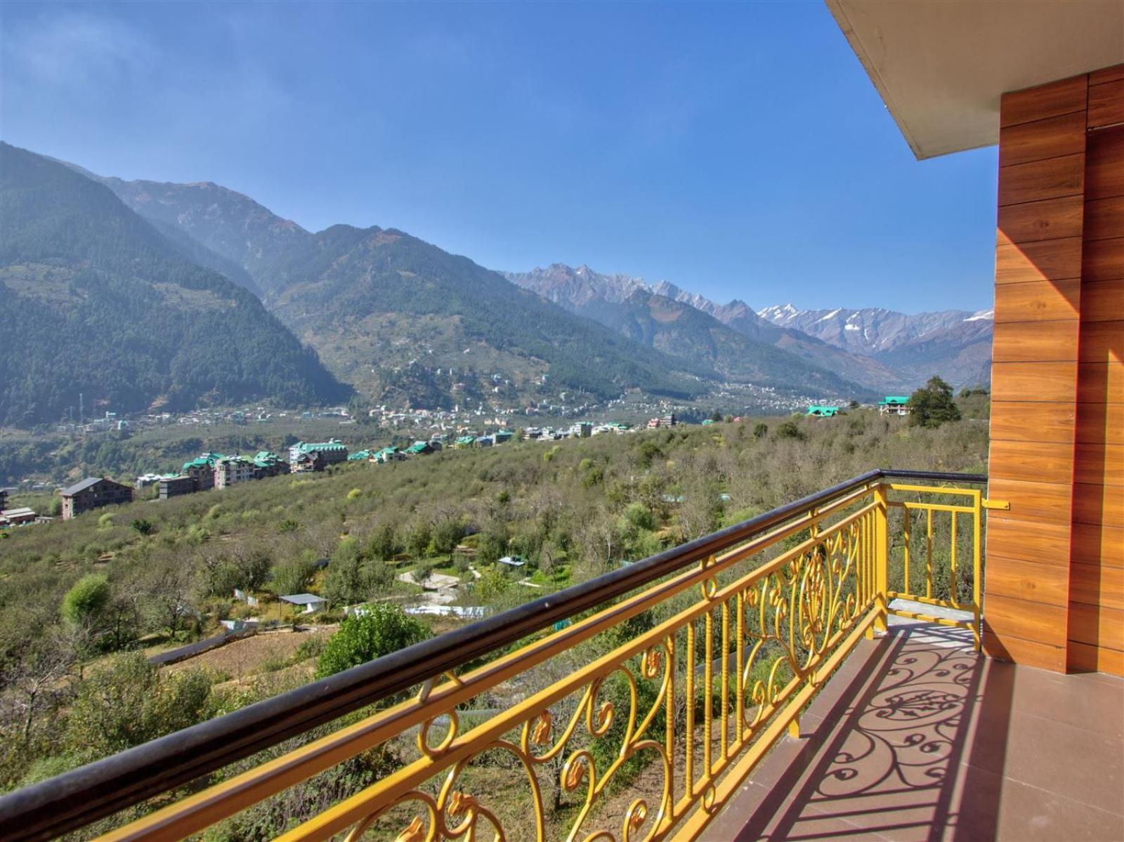 Golden Peak Manali Hotel Eksteriør billede