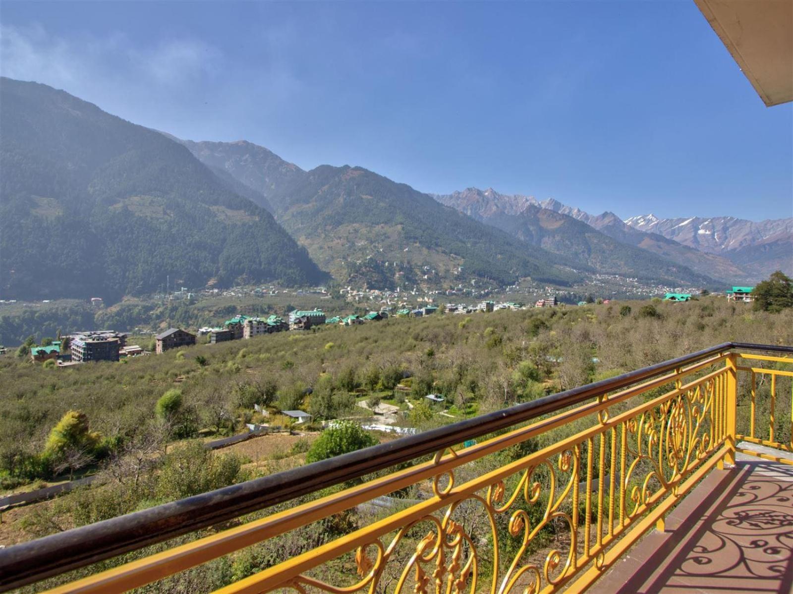 Golden Peak Manali Hotel Eksteriør billede