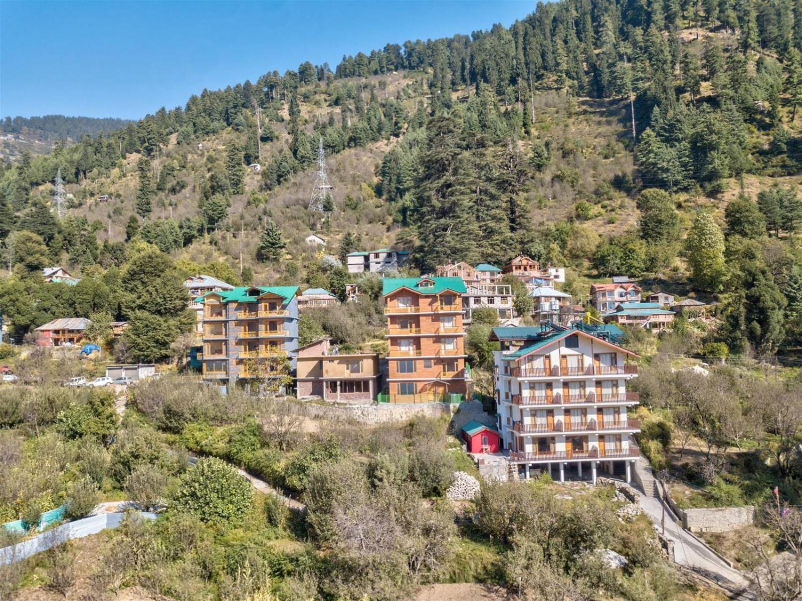 Golden Peak Manali Hotel Eksteriør billede